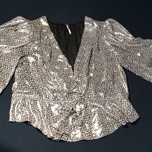 Black & White Shiny Metallic Finish Floral V-Neck Blouse